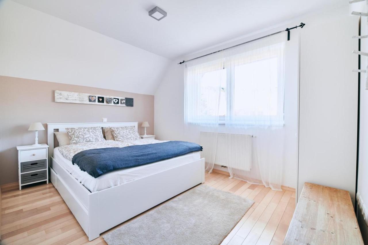 House Eden With Mountain Views Apartment Bled Ngoại thất bức ảnh